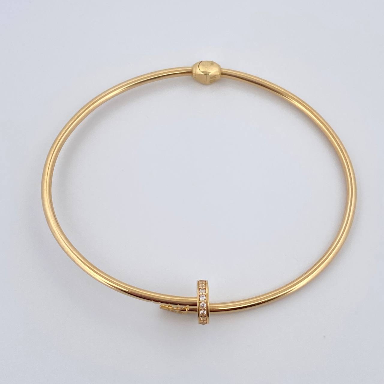 Pulso Clavo 5.25gr / 17cm / 1.6mm Oro Amarillo +4 18K %