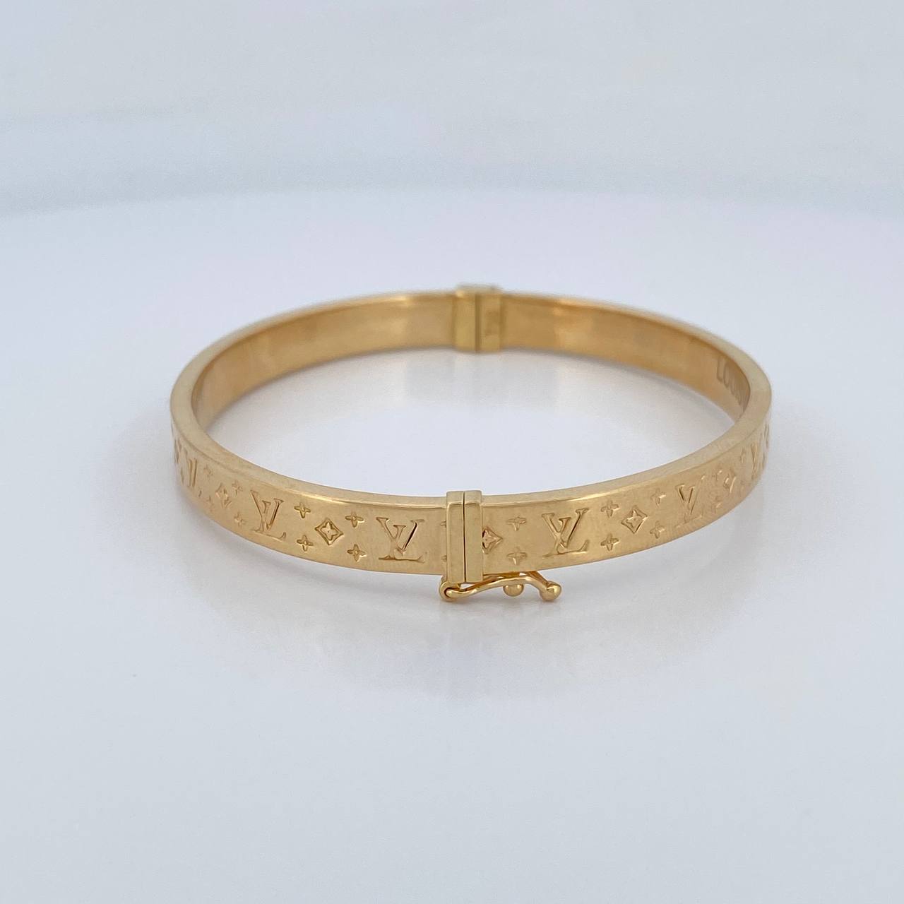 Pulso LV 9gr / 18.5cm / 5.6mm Oro Amarillo +4 18K %