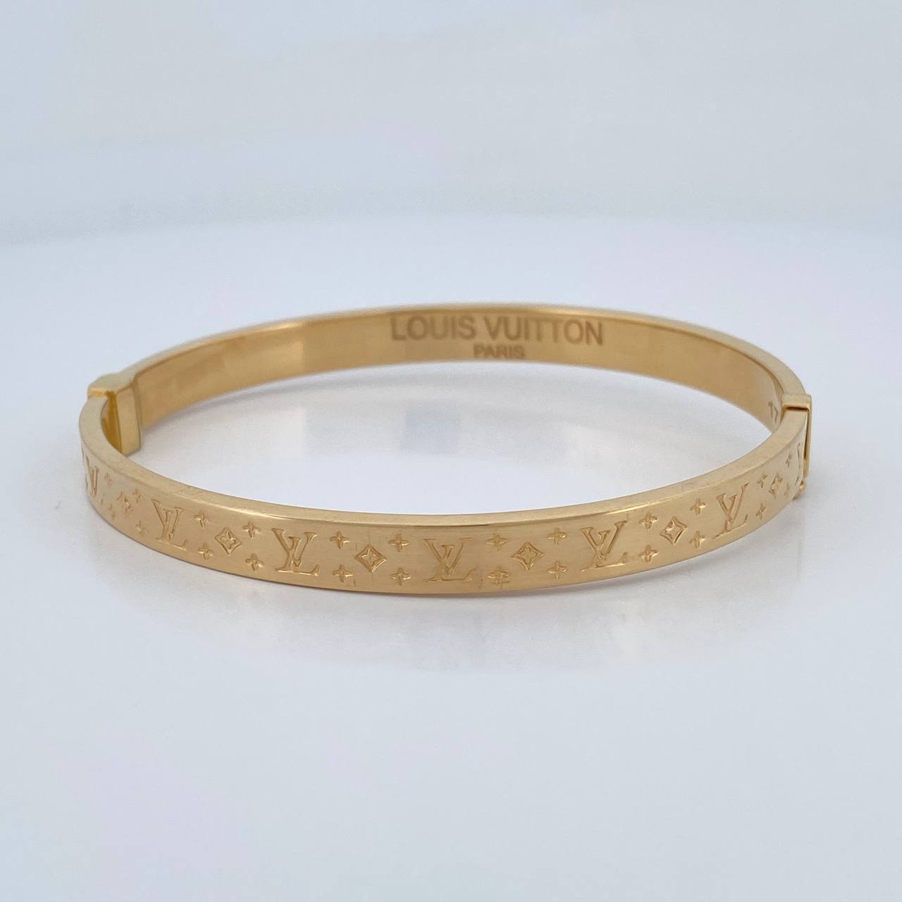 Pulso LV 9gr / 18.5cm / 5.6mm Oro Amarillo +4 18K %