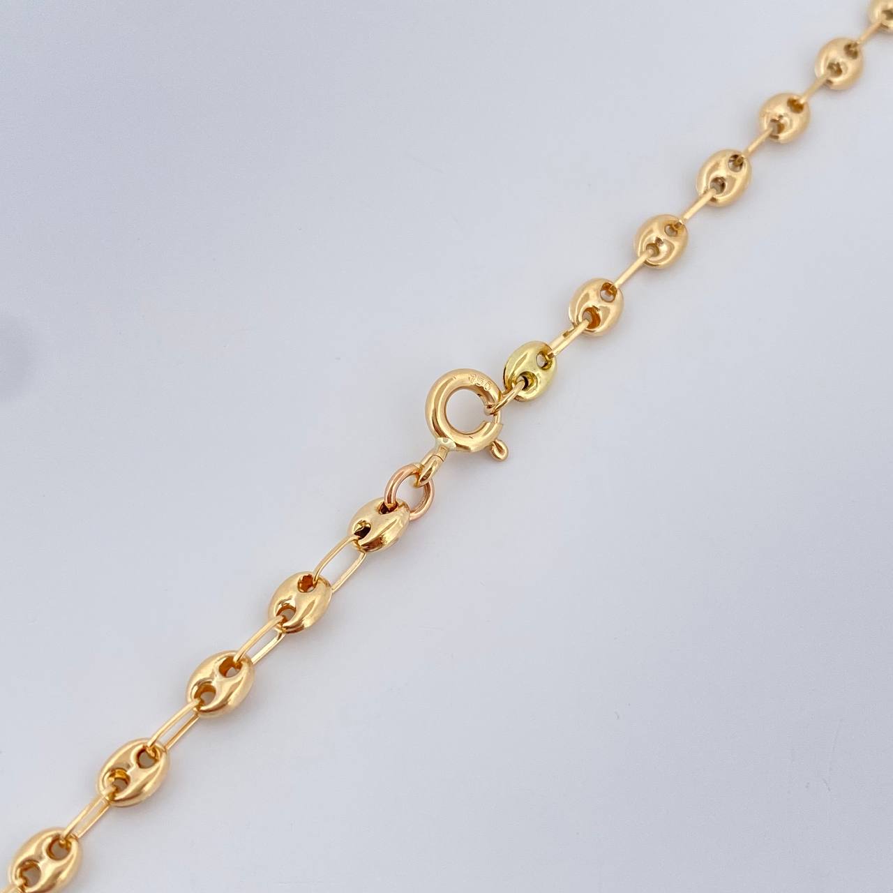Cadena GC 4.55gr / 46cm / 3mm Oro Amarillo 18K %