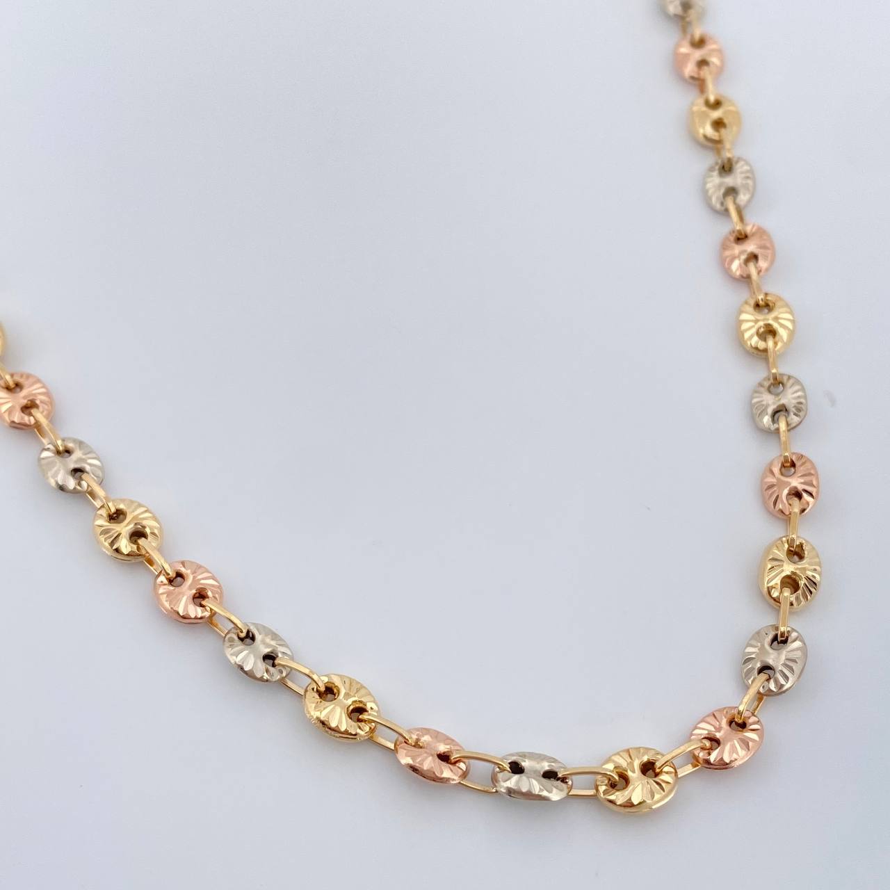 Cadena GC 10.4gr / 63cm / 4mm Tres Oros 18K %
