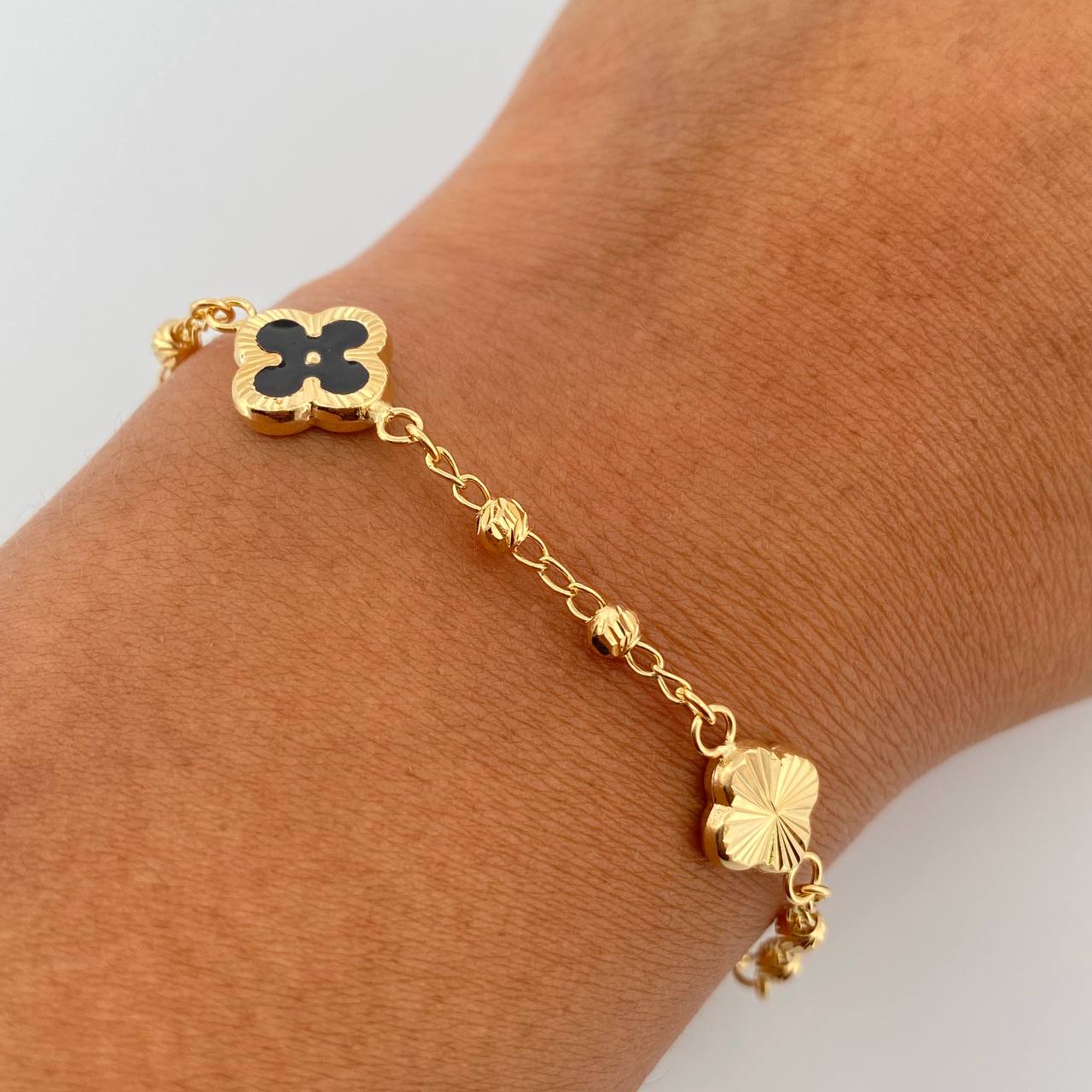 Pulso Trebol 4.05gr / 19cm / 2mm Oro Amarillo 18K %