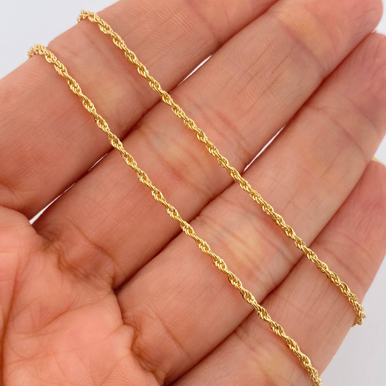 Set Cadena y Dije Lazo + Virgen Milagrosa 1.3gr / 45cm / 0.85mm Oro Amarillo 18K (Oferta) %