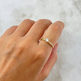 Anillo Solitario Escalonado 1.6gr / T4 / Circones Blancos Oro Amarillo