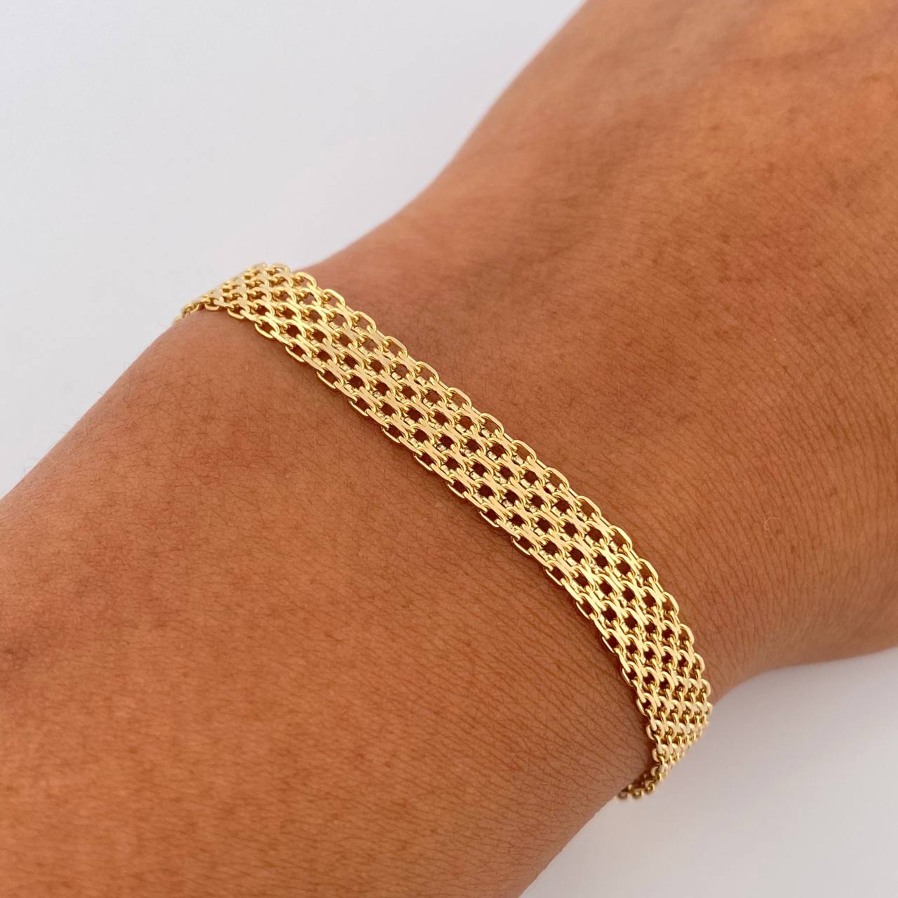 Pulso Chino 7.55gr / 19.9cm / 6.4mm Oro Amarillo +1 18K $