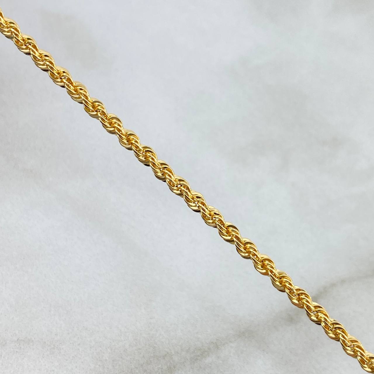 Pulso Lazo 1.4gr / 19cm / 2.1mm Oro Amarillo +3 ©