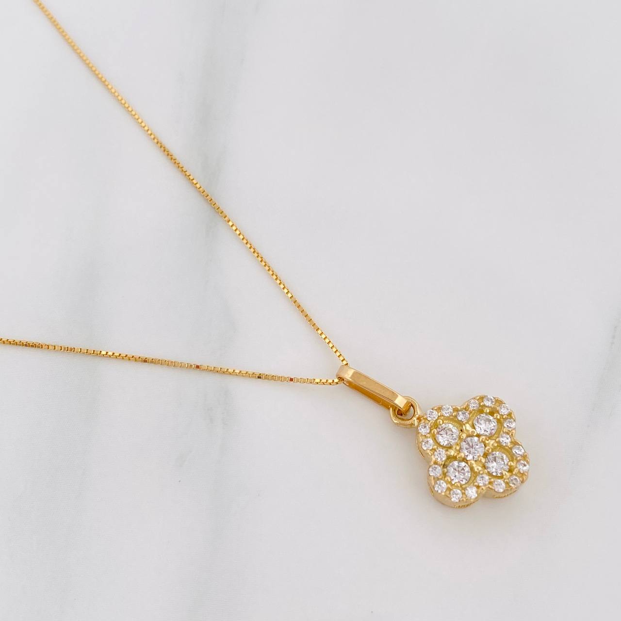 Set Cadena Veneciana + Dije Trebol / 2.15 g / 45.2 cm Oro Amarillo 18K
