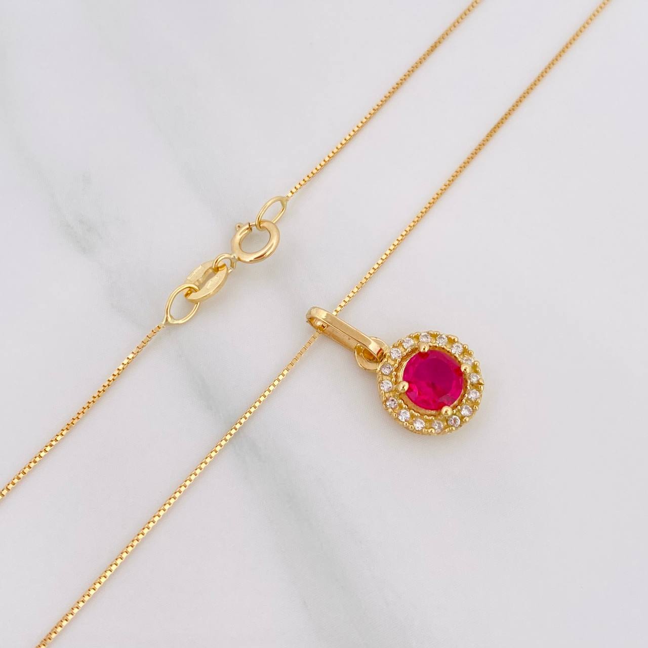 Set Cadena Veneciana + Dije Halo Circulo / 2.2 g / 45.3 cm 18K