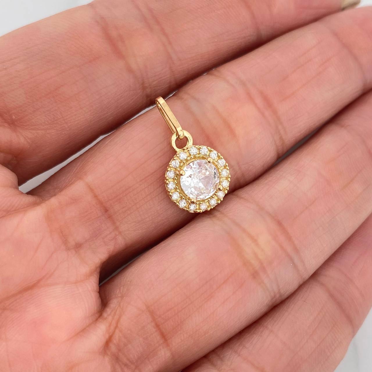 Dije Halo Circulo 1.7 g / 1.8 cm Oro Amarillo 18K