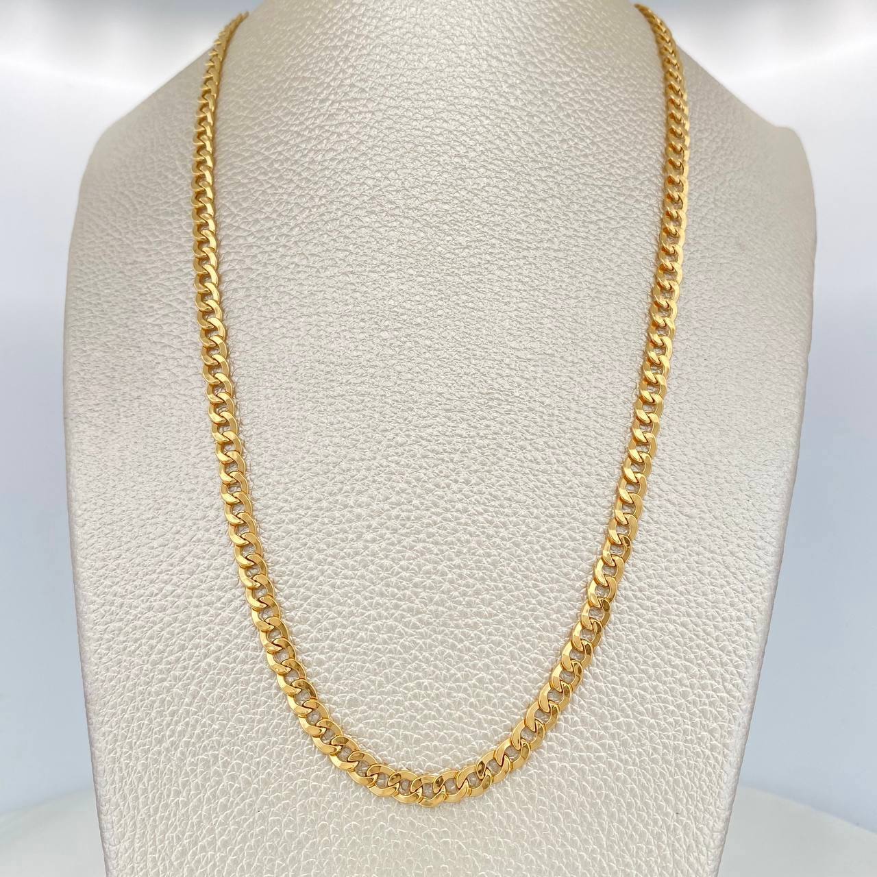 Cadena Cubana 7.4 g / 61.6 cm / 4.4 mm Oro Amarillo 18K