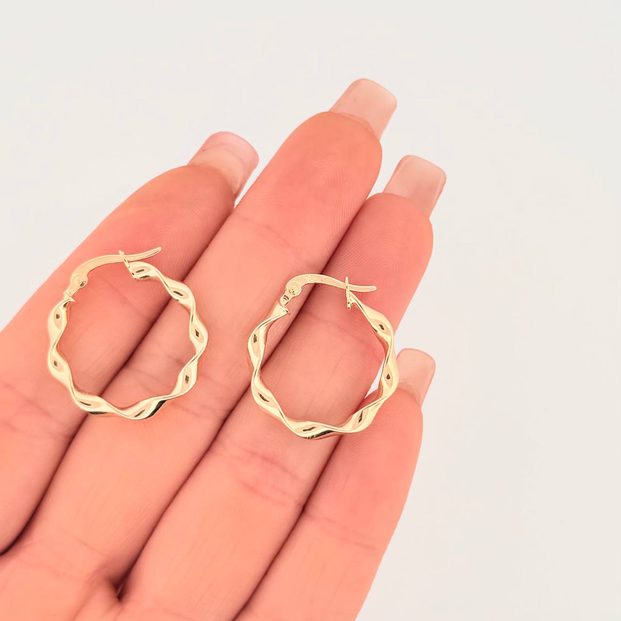 Candongas Nico 1.6gr / 2.5cm / Oro Amarillo 18K
