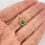 Dije Halo Cuadrado 2 g / 1.9 cm Oro Amarillo 18K