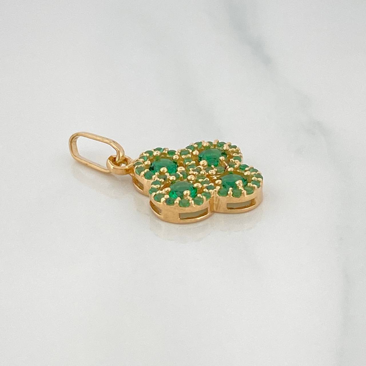 Dije Trebol 1.6 g / 2.2 cm Oro Amarillo 18K