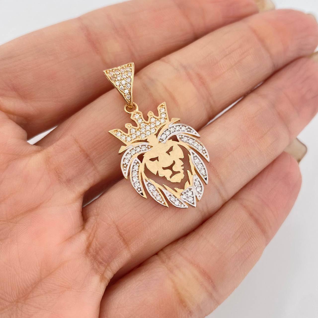 Dije León 3.25 g / 3.3 cm Dos Oros Amarillo Blanco 18K