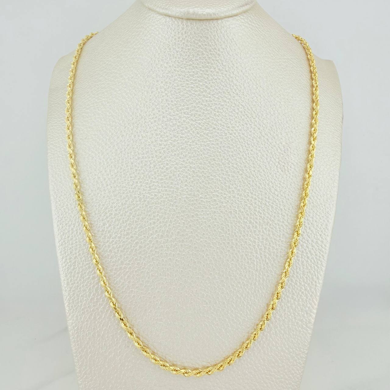 Cadena Lazo 5.7gr / 50.2cm / 2.4mm Oro Amarillo +3 18K %