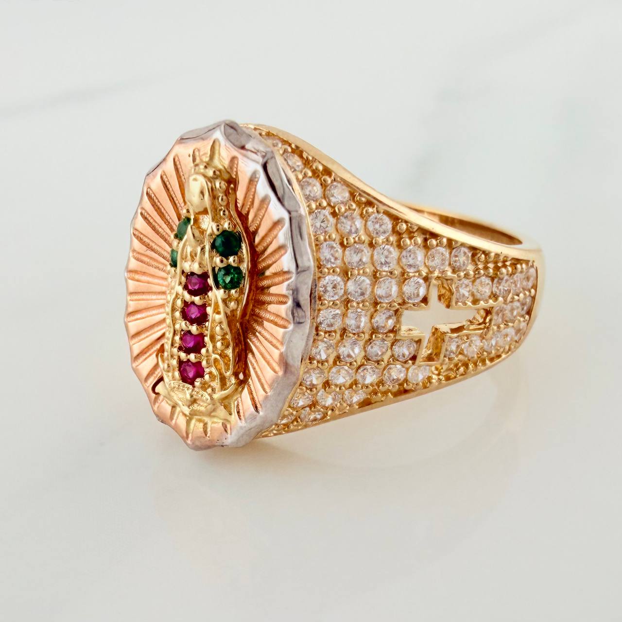 Anillo Virgen de Guadalupe 4.6gr / T6 / Tres Oros 18K %