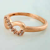Anillo Infinito 1.7gr / T5 3/4 / Oro Rosa 18K %