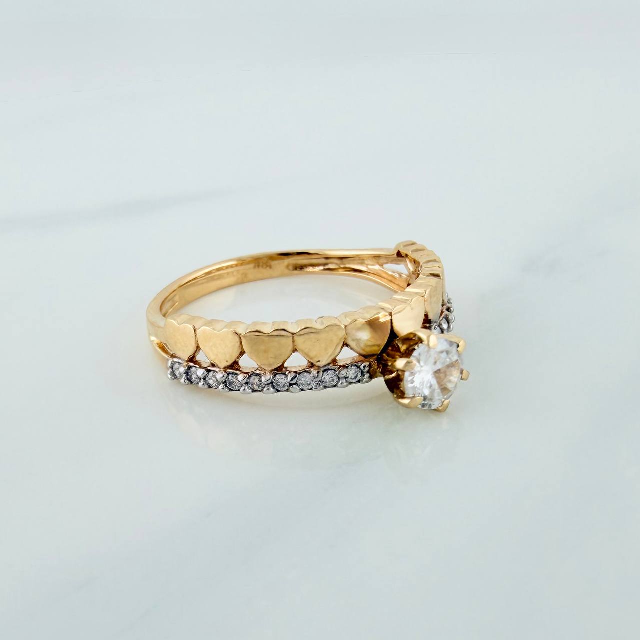 Anillo Churumbela Corazones 2.5gr / T6 / Dos Oros Amarillo Blanco 18K %