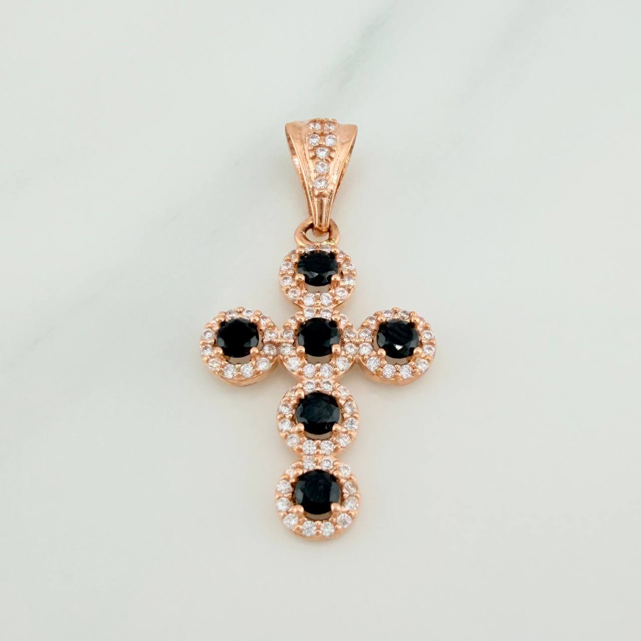 Dije Cruz Tupida 2.45gr / 3.2cm / Oro Rosa 18K %