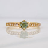 Anillo Solitario Churumbela Moisanitas 0.34 pts 1.95g / T7 1/2 Oro Amarillo 18K