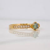 Anillo Solitario Churumbela Moisanitas 0.34 pts 1.95g / T7 1/2 Oro Amarillo 18K