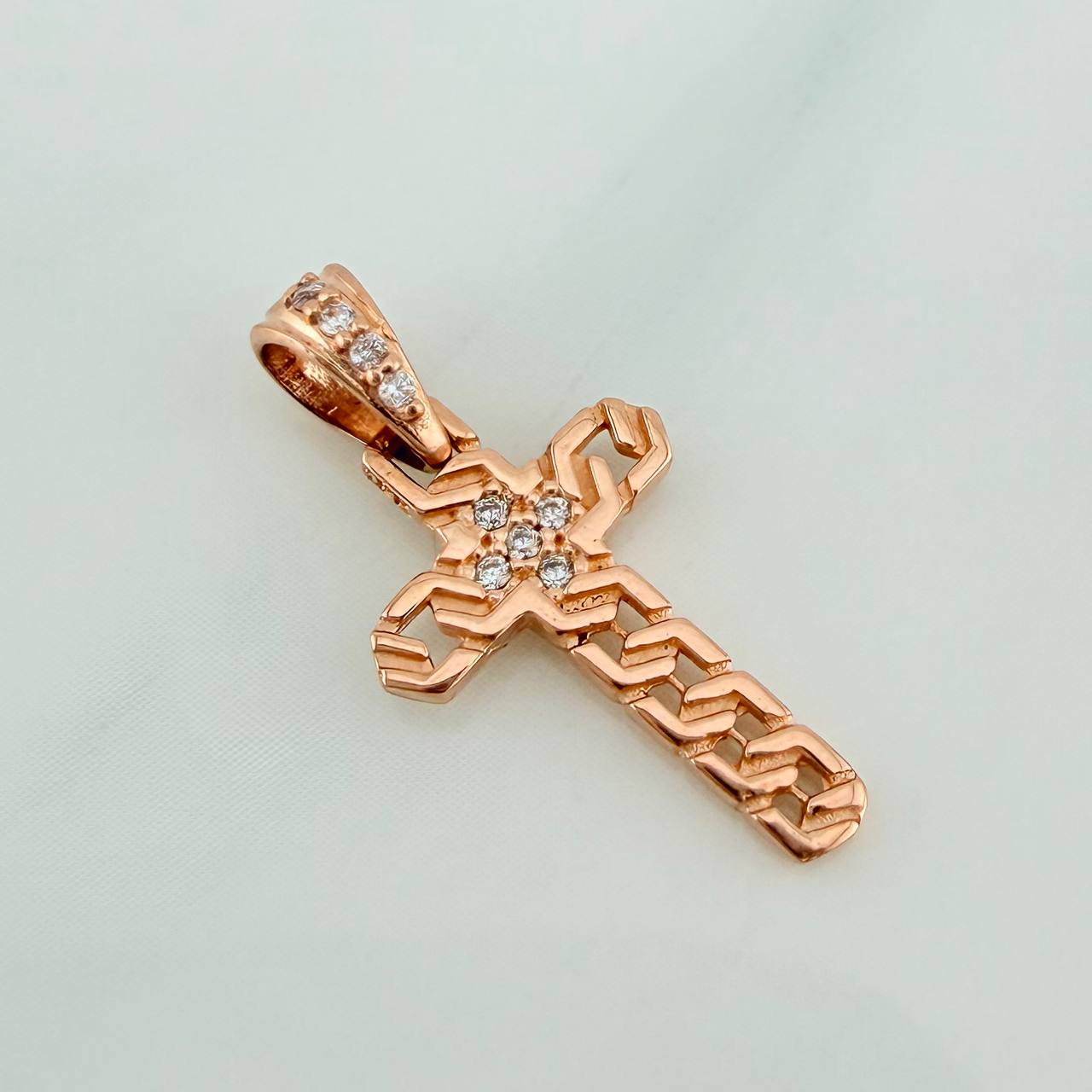 Dije Cruz Zig Zag 1gr / 2cm / Oro Rosa 18K %