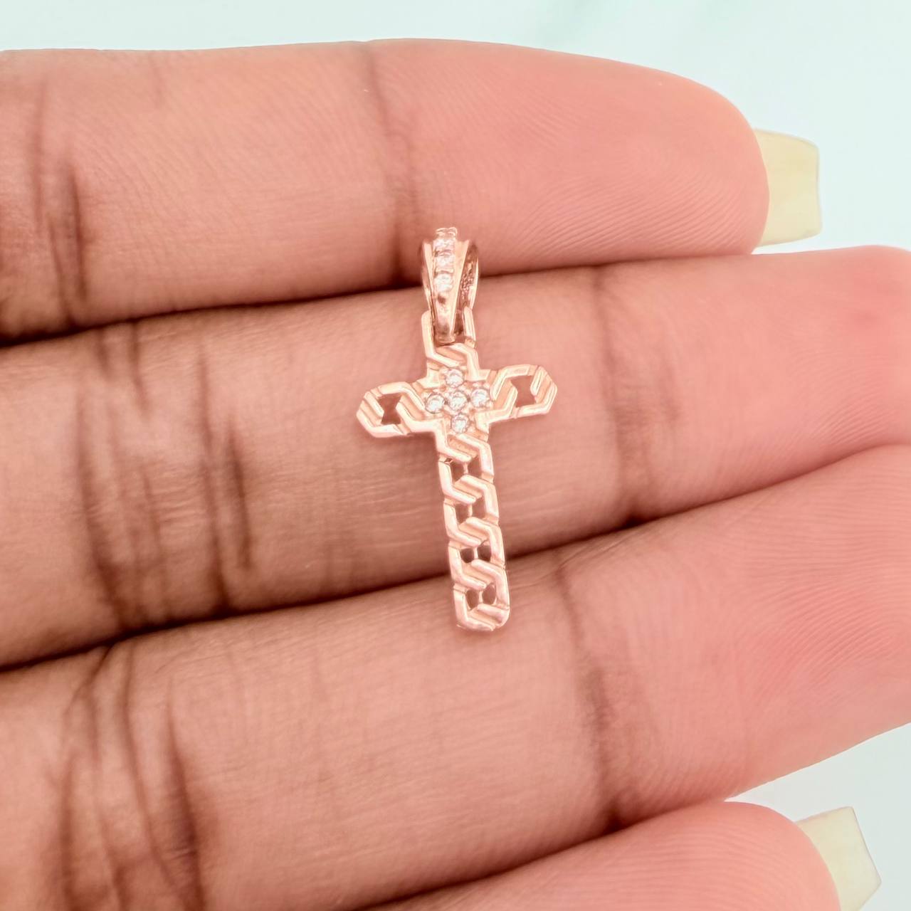 Dije Cruz Zig Zag 1gr / 2cm / Oro Rosa 18K %