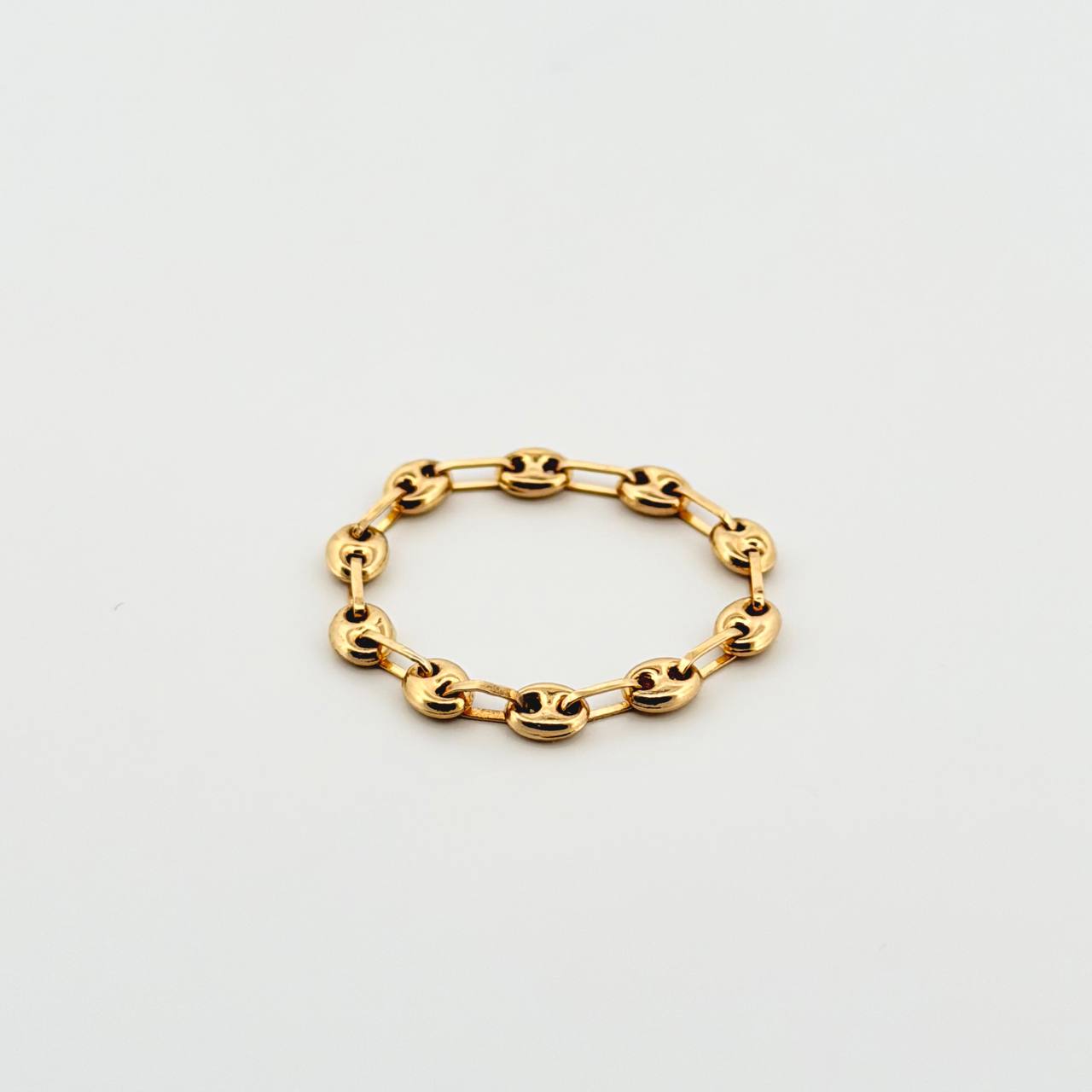 Anillo Gc 0.65gr / T8 1/2 - T9 / 3mm Oro Amarillo 18K ©