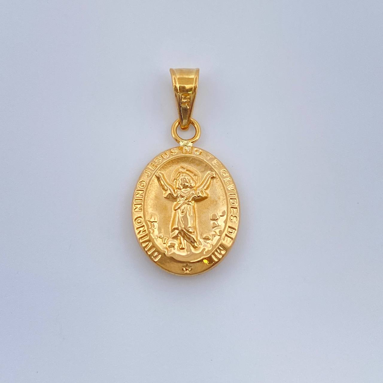 Dije Divino Niño 0.65gr / 2.1cm / Oro Amarillo 18K %