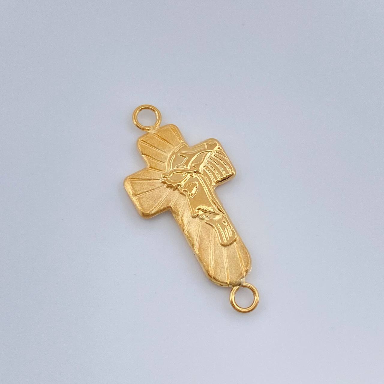 Herraje Cruz Cristo 0.75gr / 2.5cm / Oro Amarillo 18K %