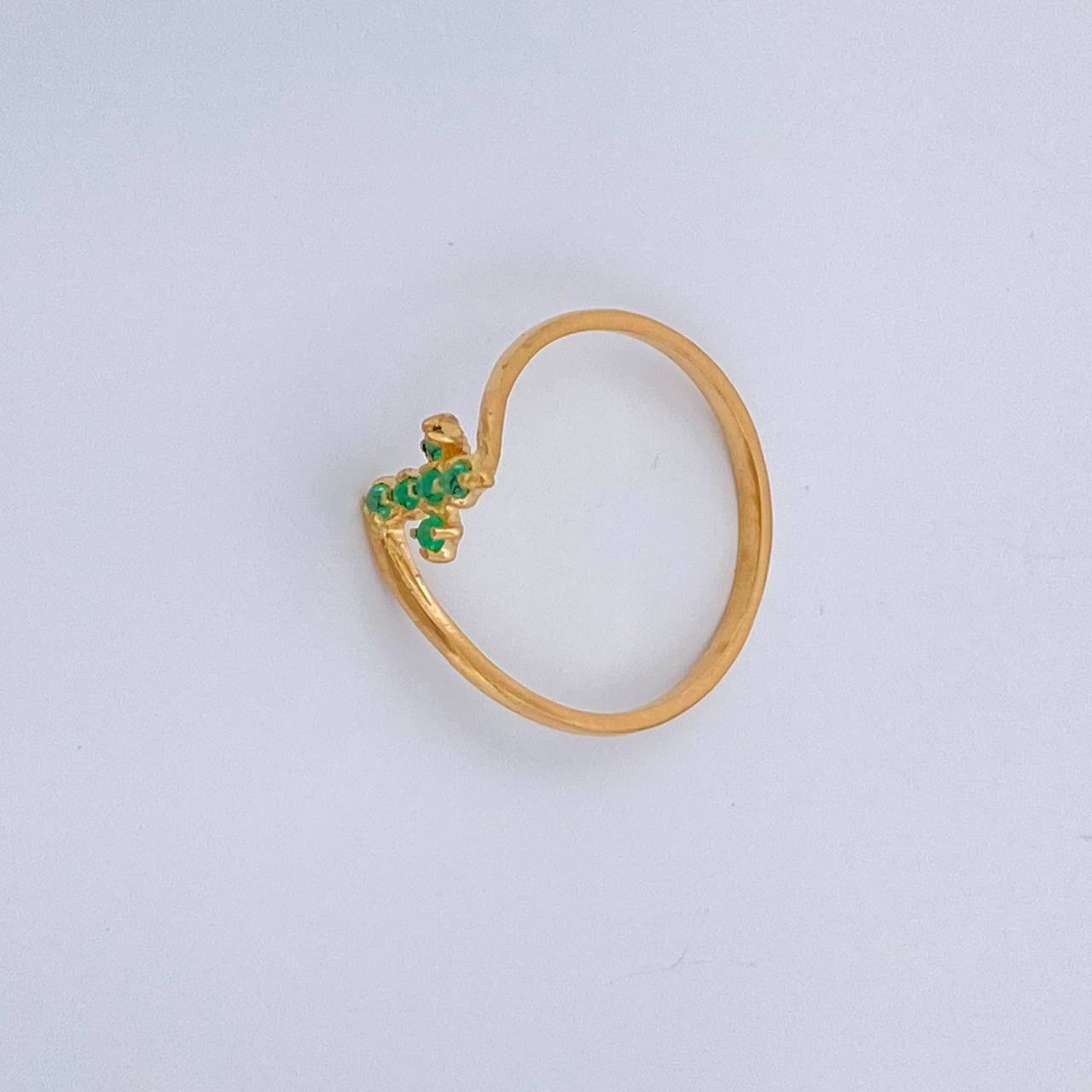 Anillo Cruz Esmeraldas 1.15gr / T5 3/4 / Oro Amarillo 18K &