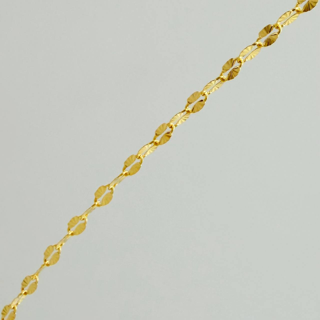 Cadena Flor Espejo 0.8gr / 45cm / 0.5mm Oro Amarillo +3 18K %