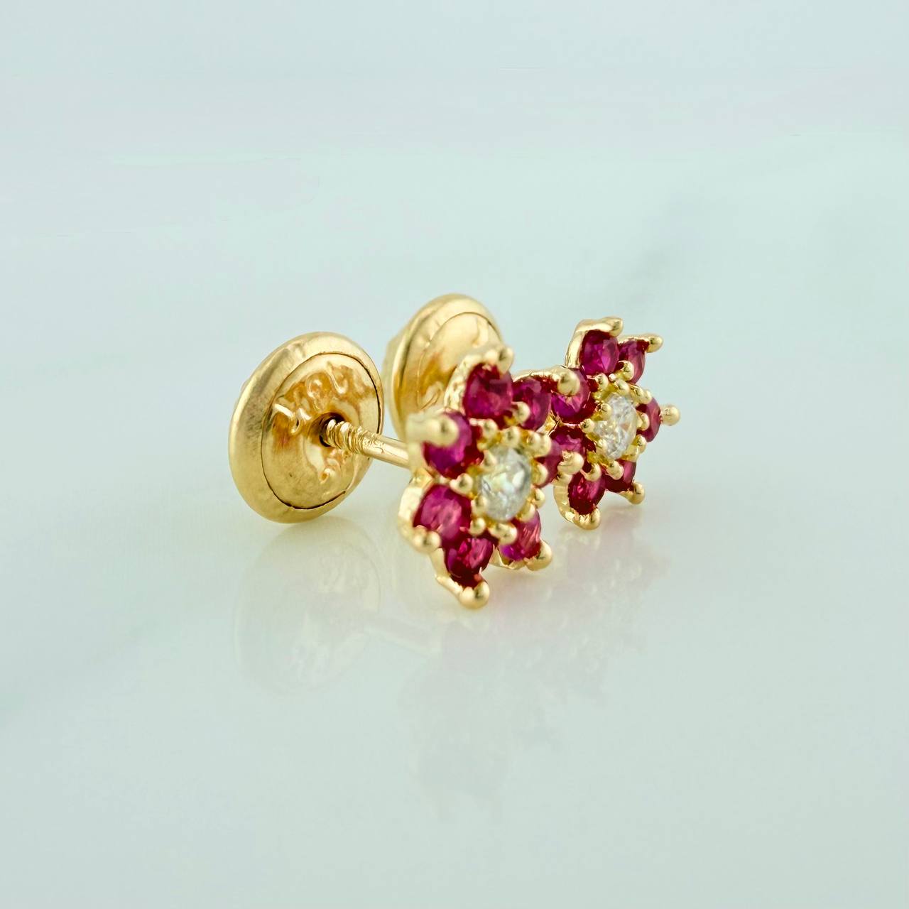 Topos Flor 0.85gr / 4mm Oro Amarillo 18K &