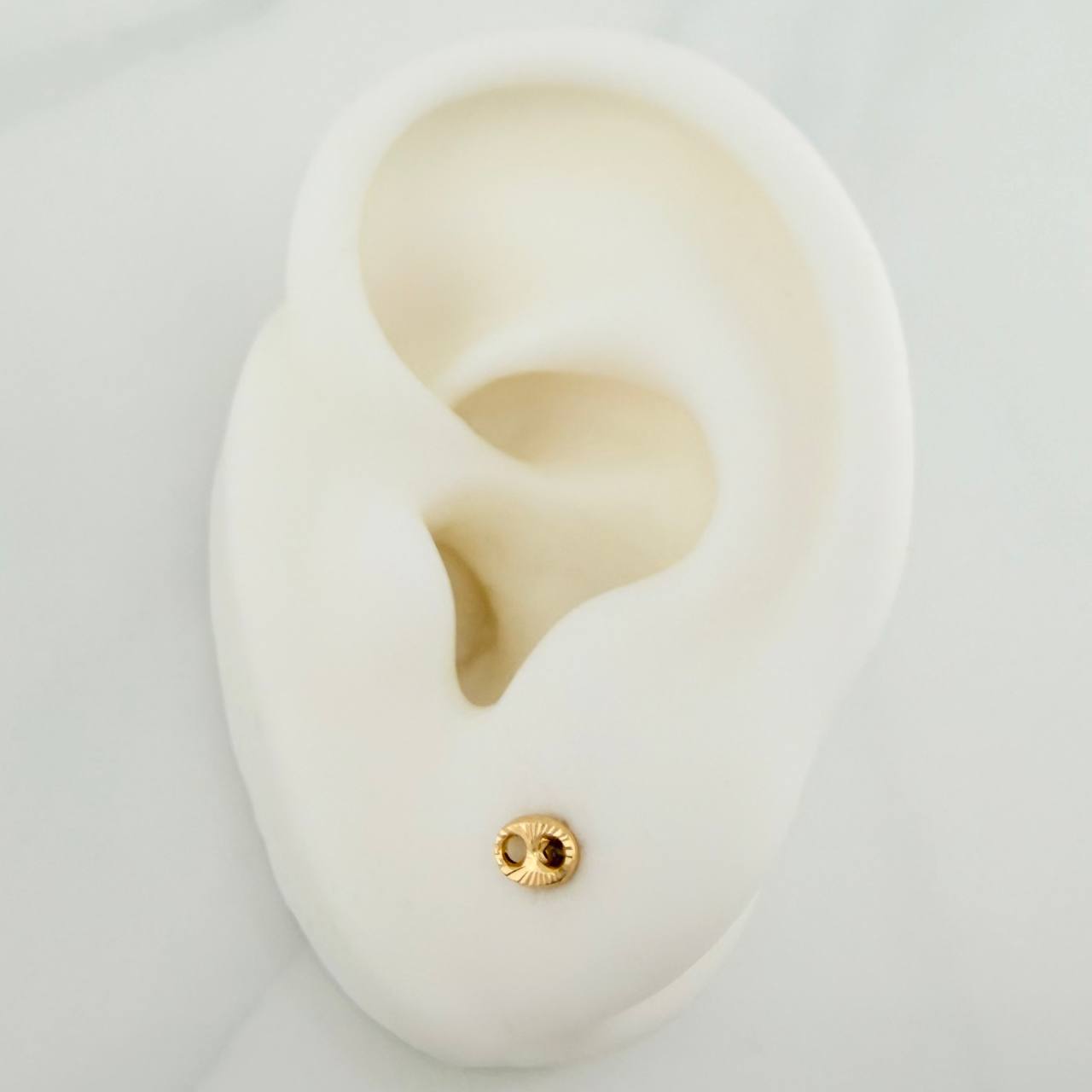 Topos GC 0.45gr / 4.7mm Oro Amarillo 18K &