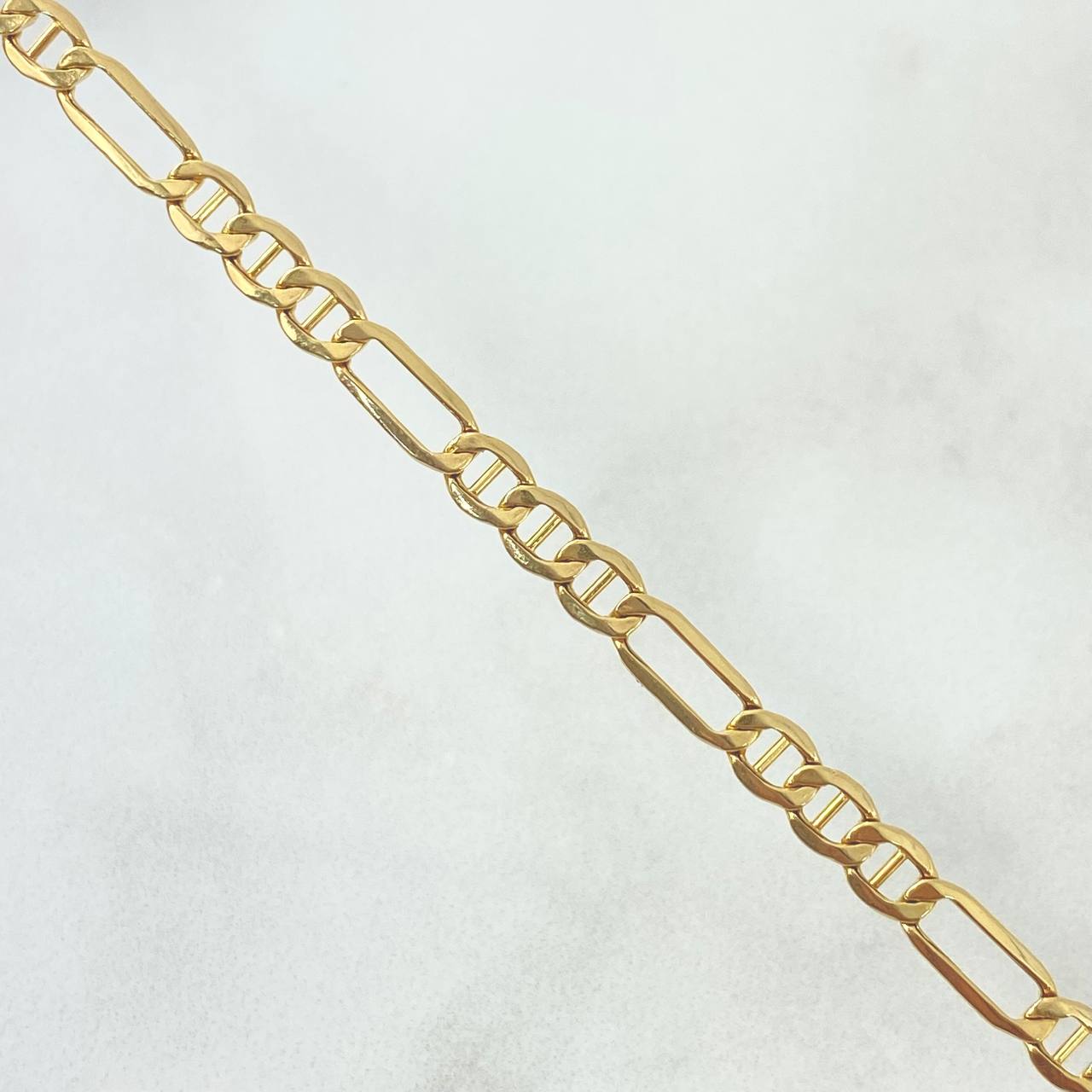 Cadena Figaro Escalera 6.8gr / 55cm / 4mm Oro Amarillo +3