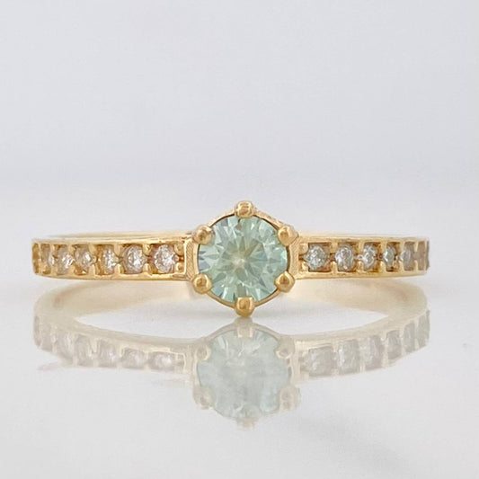 Anillo Solitario Churumbela Moisanitas 0.34 pts 1.8g / T7 Oro Amarillo 18K