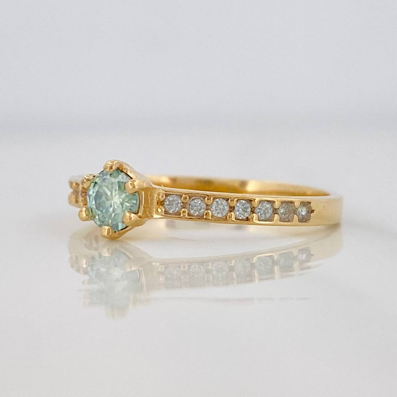 Anillo Solitario Churumbela Moisanita  0.34 pts 1.95g / T7 1/4 Oro Amarillo 18K