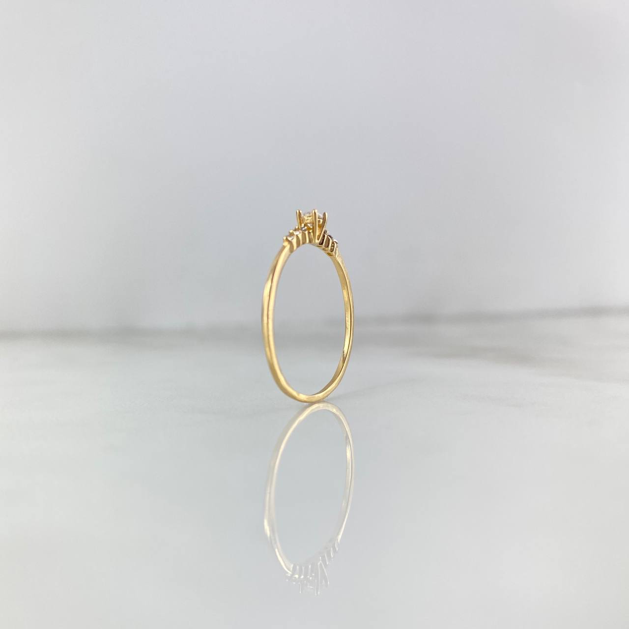 Anillo Solitario Circulos 1.05gr / T7 1/2 / Circones Blancos Oro Amarillo