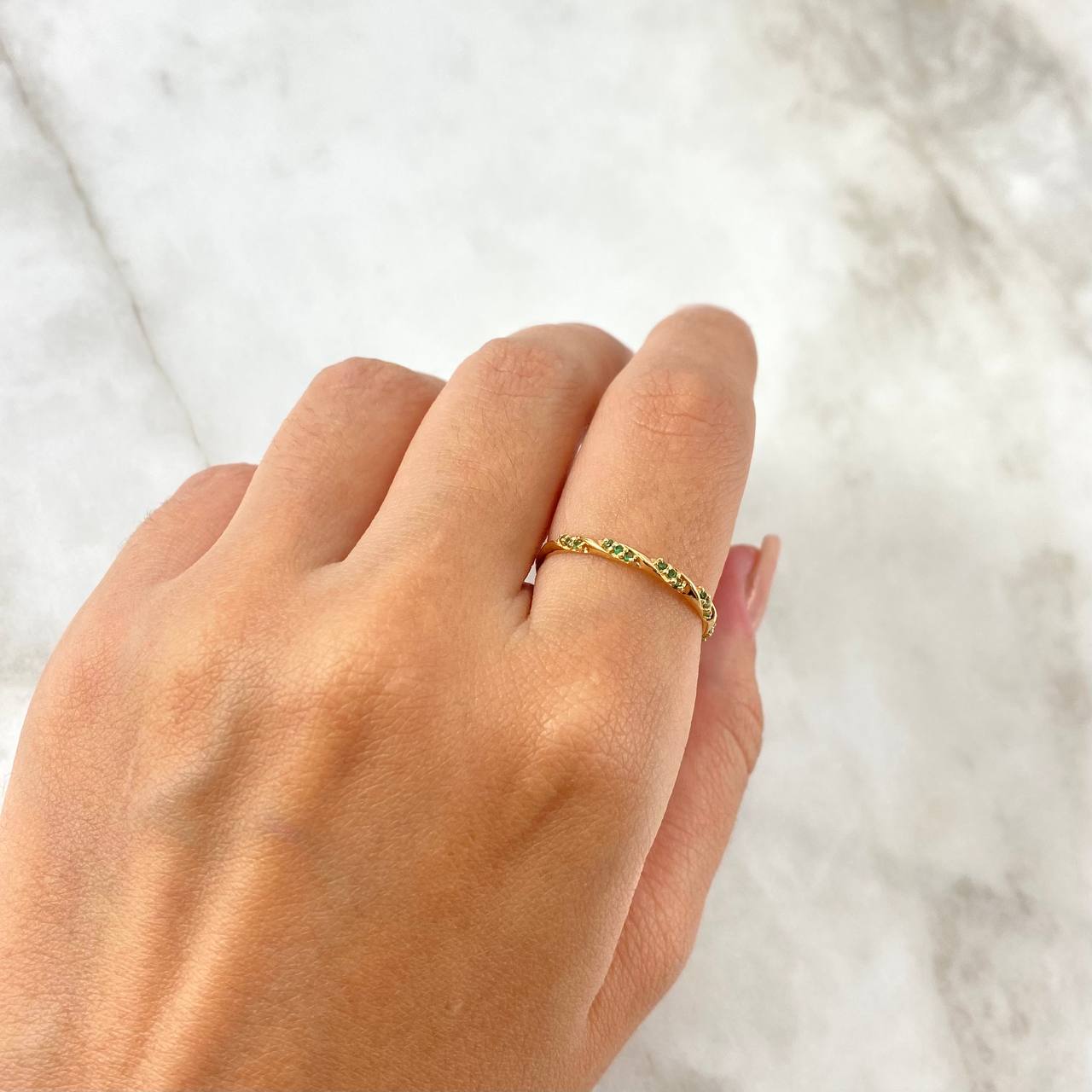 Anillo Espiral 1.4gr / T8 / Circones Verdes Oro Amarillo *