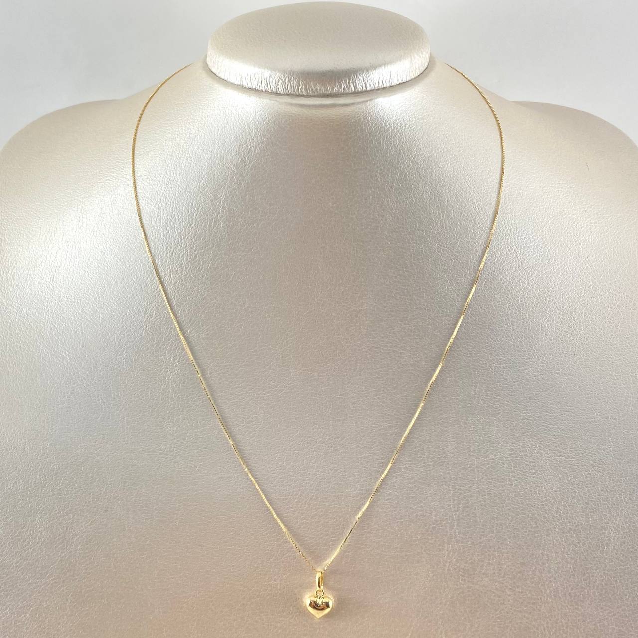 Set Cadena Veneciana 1gr / 45cm / 0.6mm + Dije Corazón Liso 0.4gr / 1.2cm / 1.4gr Oro 18K (Oferta) *