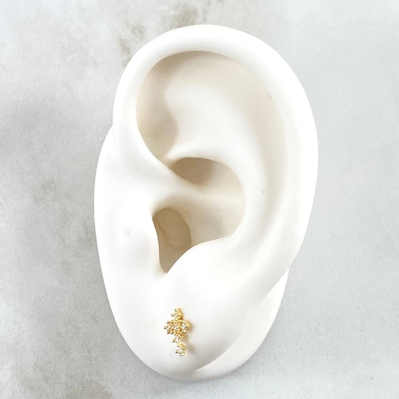 Topos Cruz Punteada 0.7gr / 7mm Circones Blancos Oro Amarillo 18K *