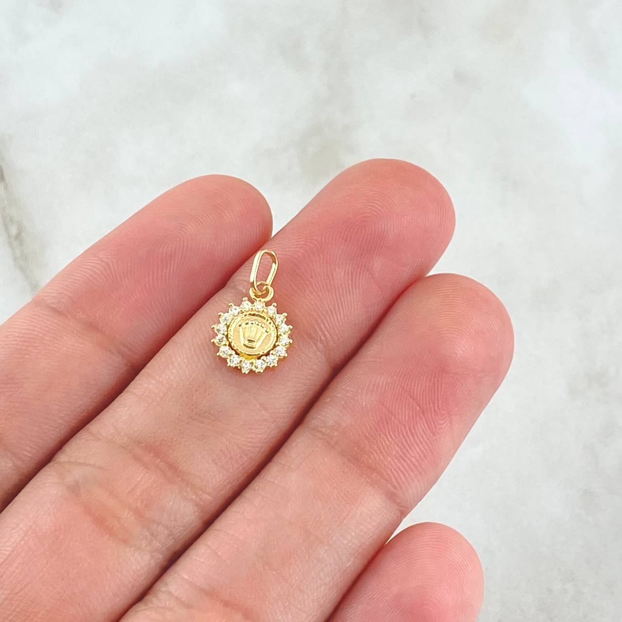 Dije Corona RX 0.4gr / 1.5cm / Circones Blancos Oro Amarillo 18K *