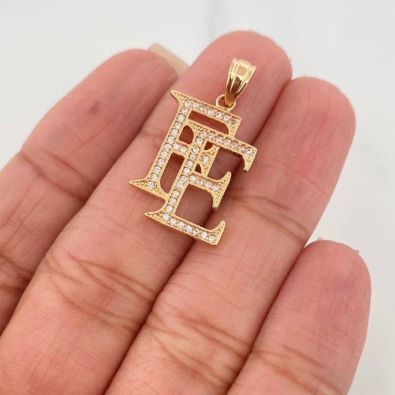 Dije Fe 2.25 g / 2.6 cm Oro Amarillo 18K