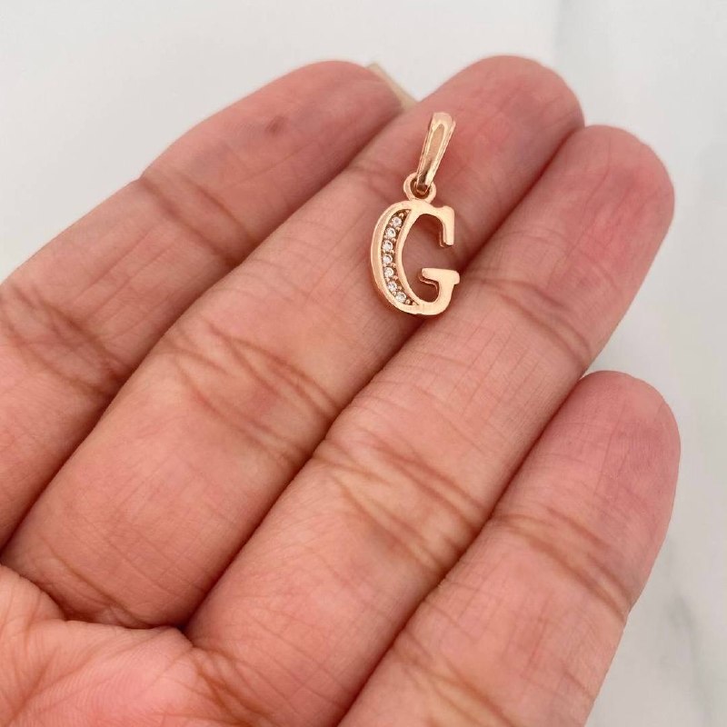Dije Letra G 0.95 g / 1.9 cm Oro Rosa 18K