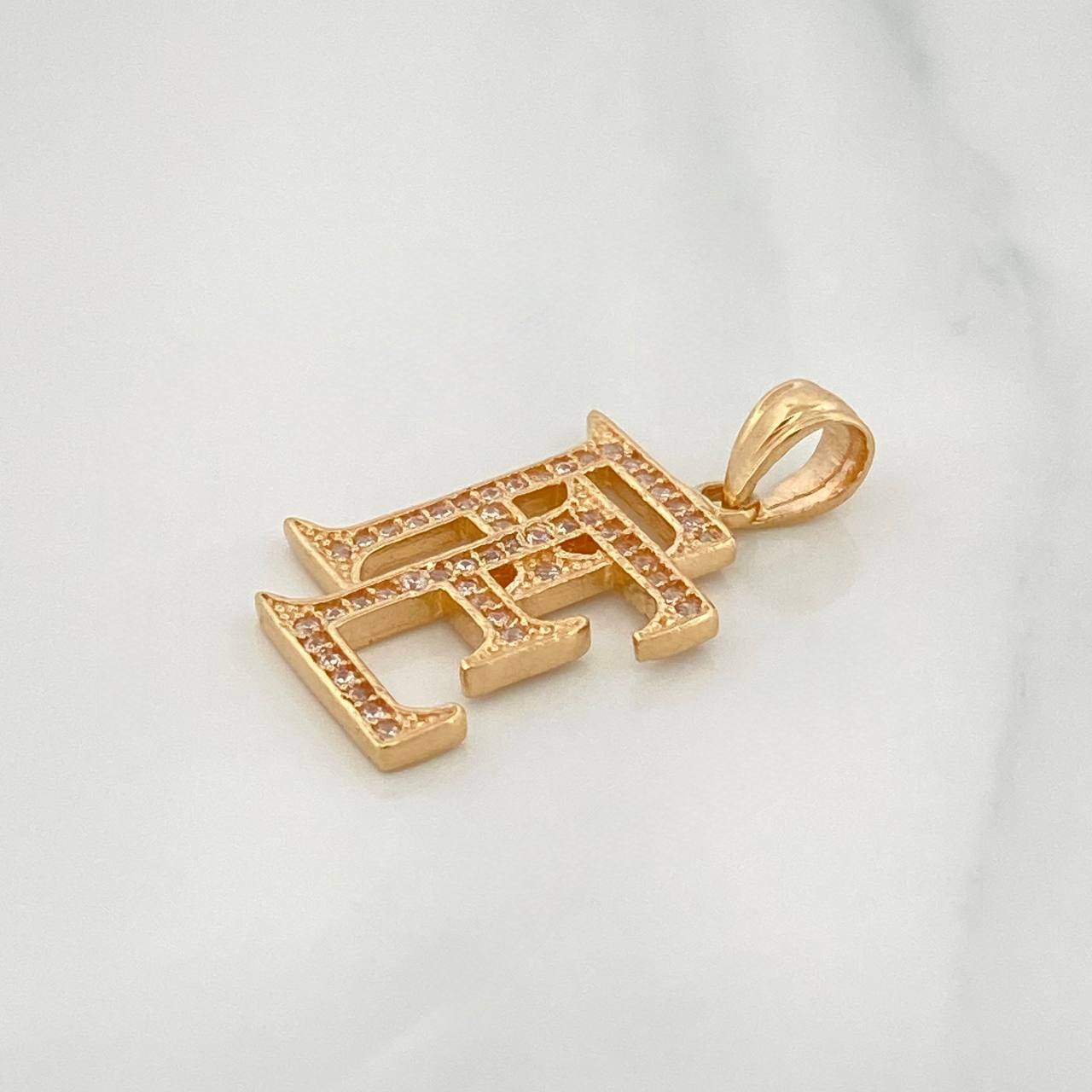 Dije Fe 2.25 g / 2.6 cm Oro Amarillo 18K