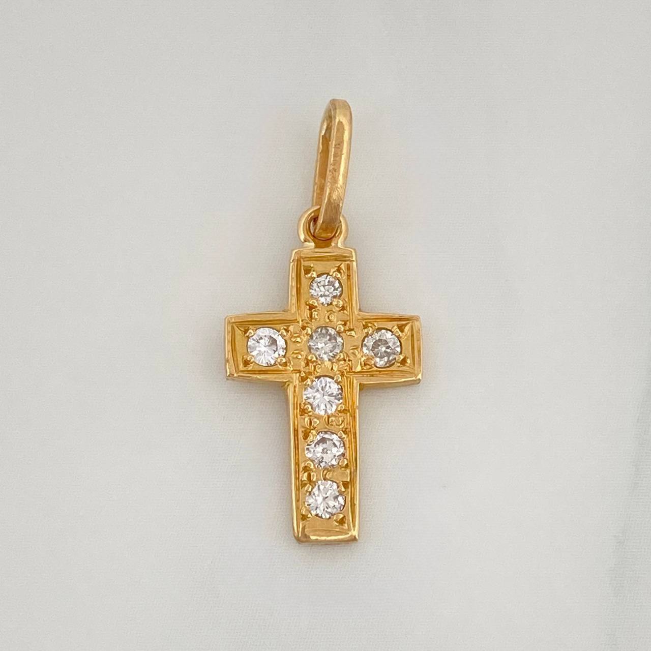 Dije Cruz 1.3 g / 2.3 cm Oro Amarillo 18K