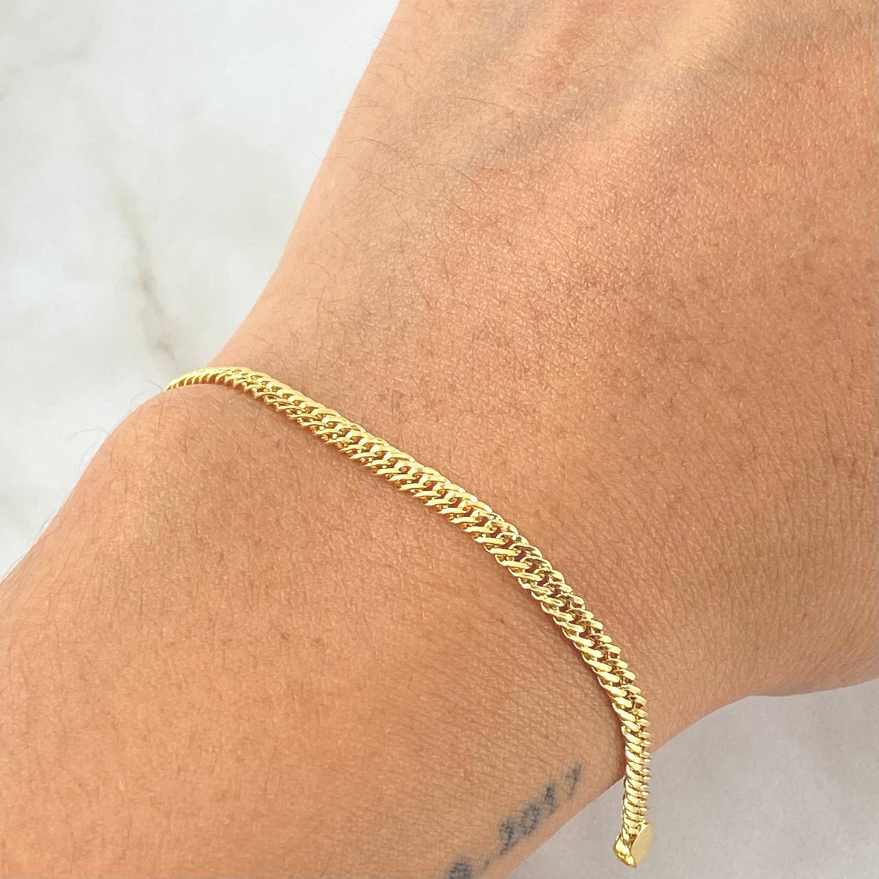 Pulso Cubano Reticulado 1.8gr / 19cm / Oro Amarillo +3 18K
