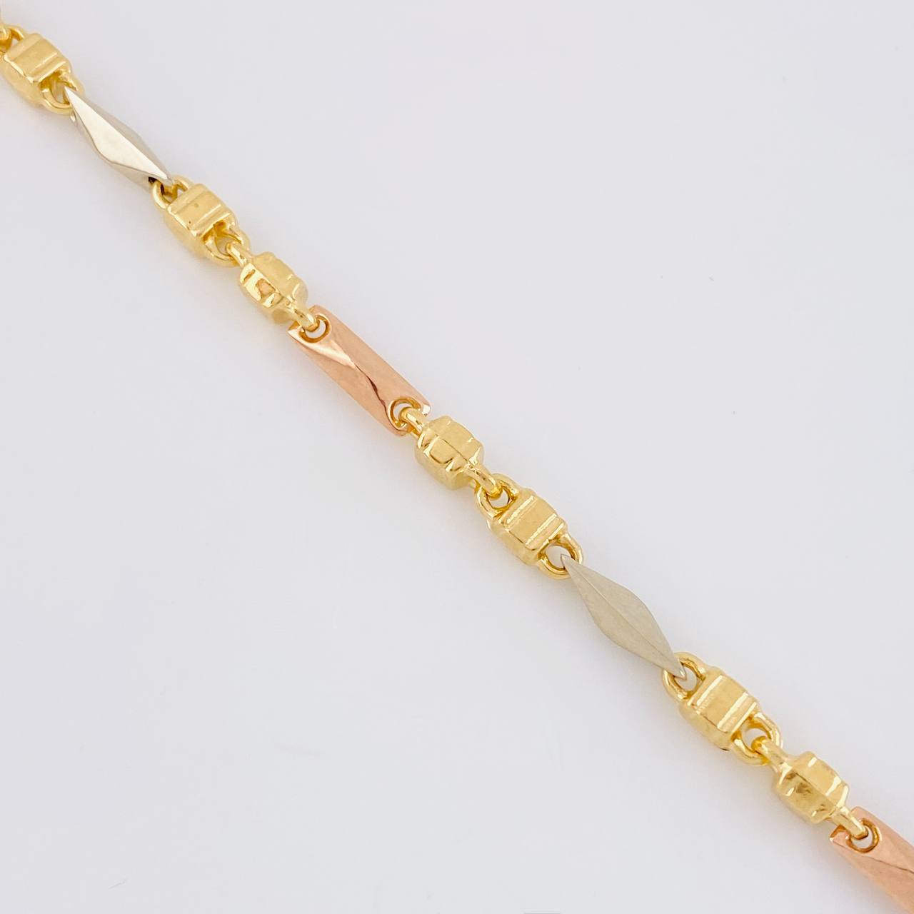 Cadena Rustica Española 18.7g / 65cm / 4.2mm Tres Oros 18K