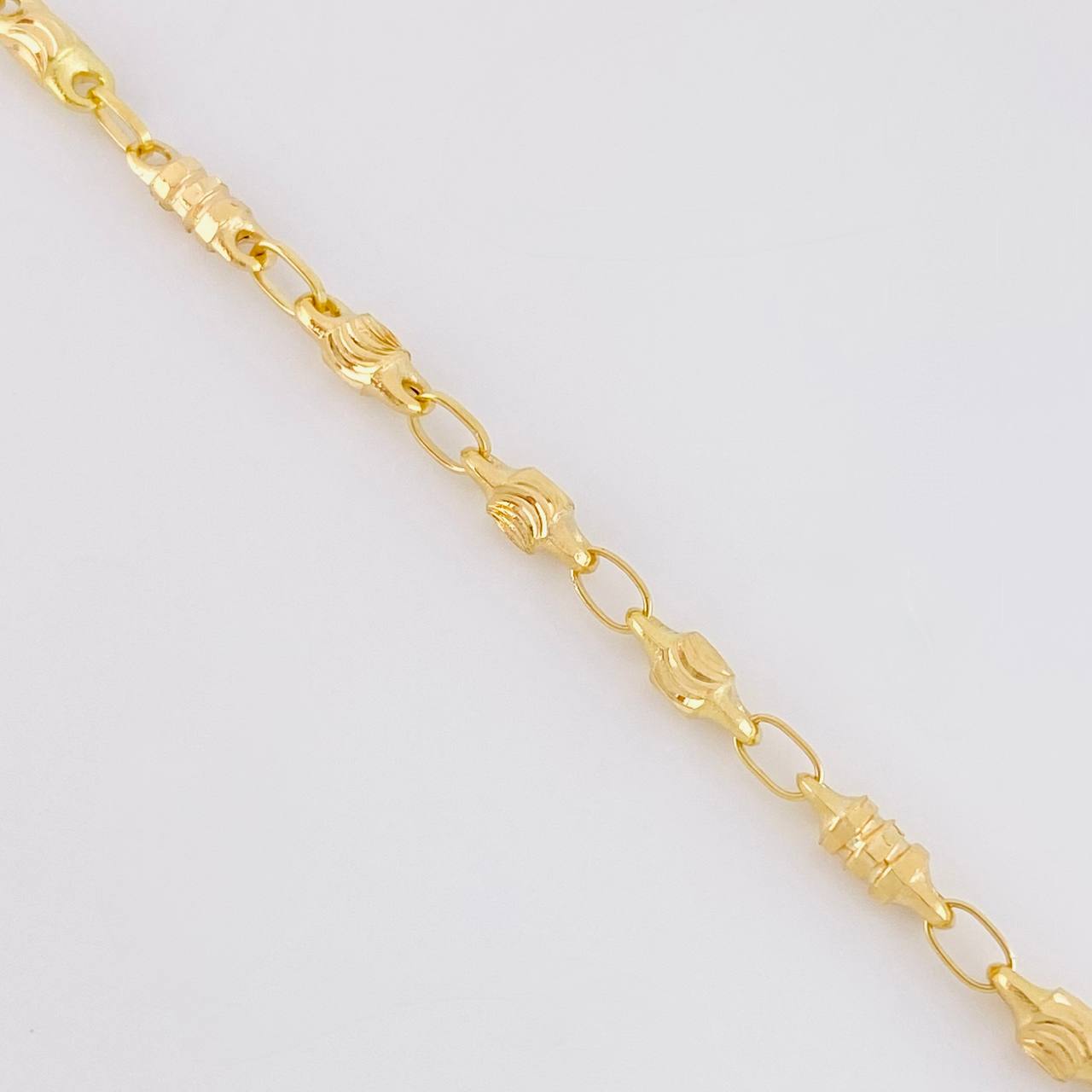 Cadena Rustica Barril Diamantado 16.15g / 65cm / 3.2mm Oro Amarillo 18K