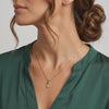 Set Cadena Veneciana + Dije Huella Esmeralda 03Pts / 1.15g / 45cm Oro Amarillo 18K